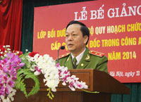 Ev888 dang nhap lớp Bồi dưỡng cán bộ quy hoạch chức danh lãnh đạo cấp Cục, Giám đốc trong Ev88 dang cap thuong luu năm 2014
